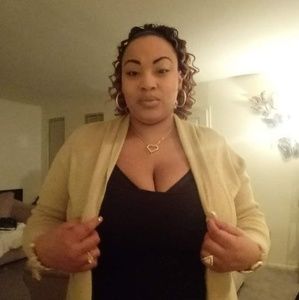 Meet your Posher, Aja